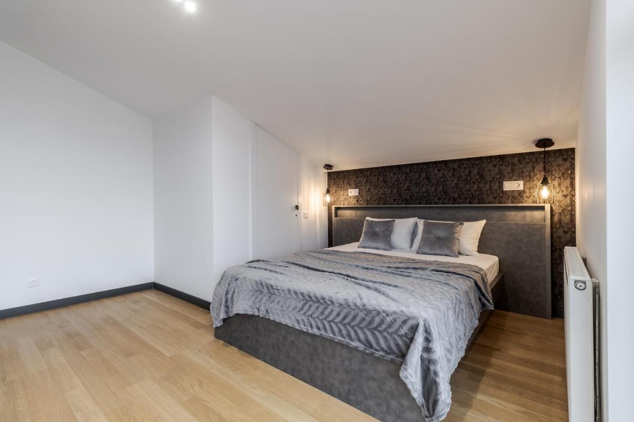 Inshiapartments On Hazova Str 5 Lviv Extérieur photo