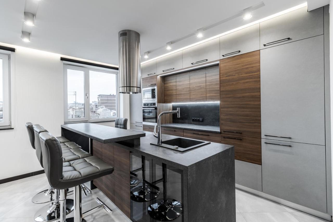 Inshiapartments On Hazova Str 5 Lviv Extérieur photo