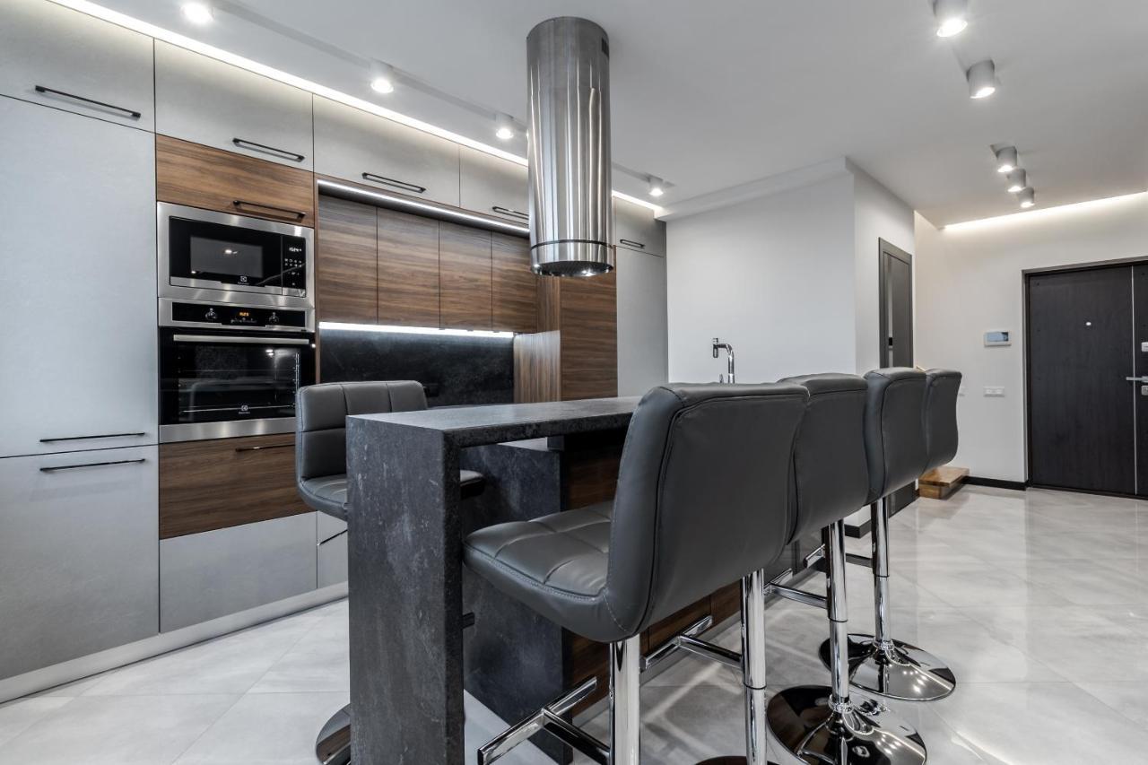 Inshiapartments On Hazova Str 5 Lviv Extérieur photo