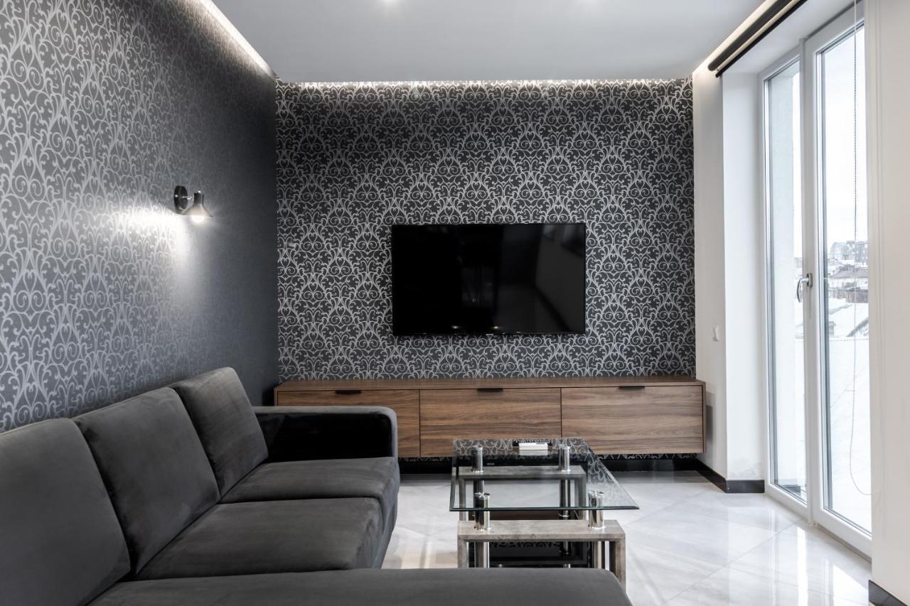 Inshiapartments On Hazova Str 5 Lviv Extérieur photo