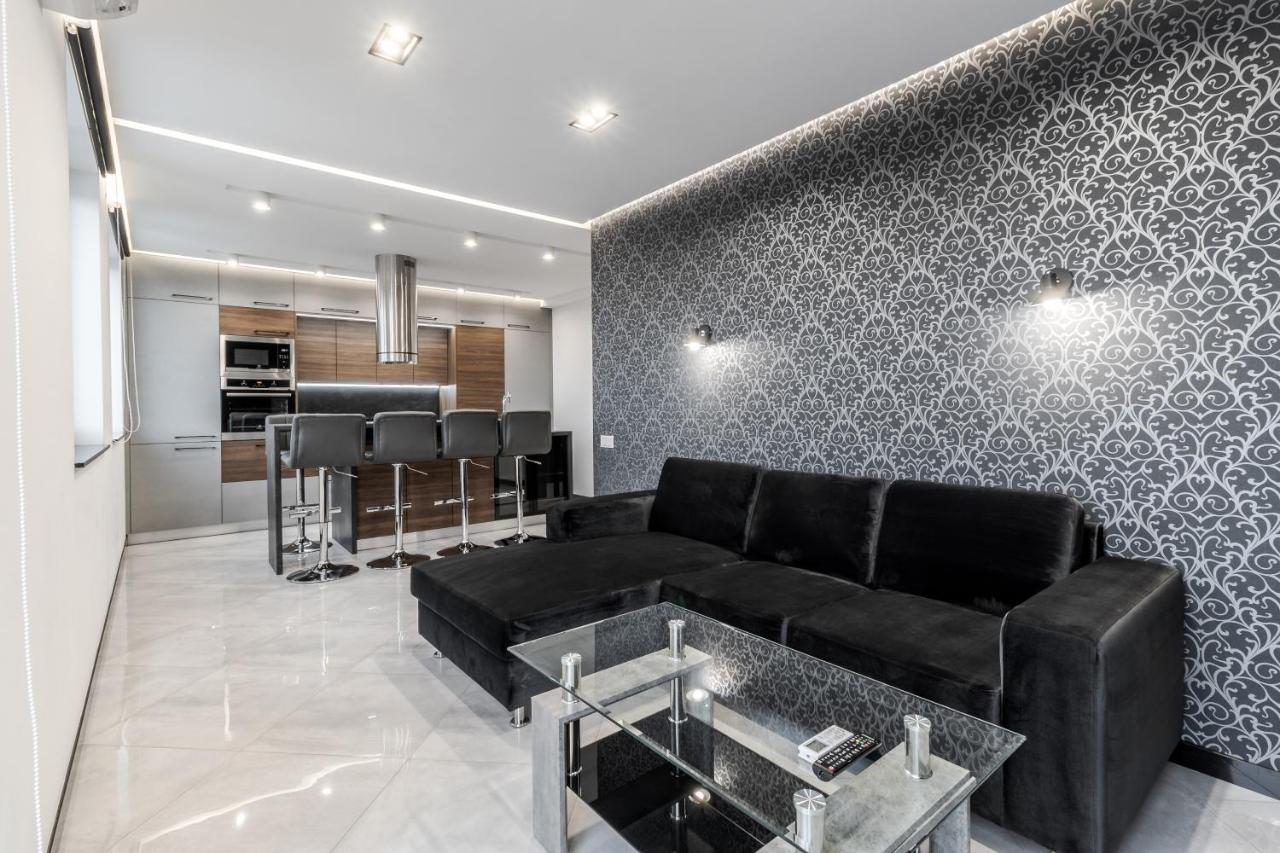 Inshiapartments On Hazova Str 5 Lviv Extérieur photo